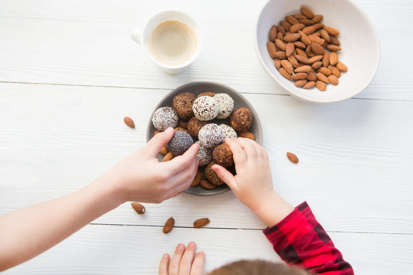 Recipe: Datehini Energy Balls